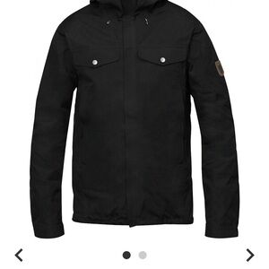 Fjallraven Men's Black Greenland Jacket